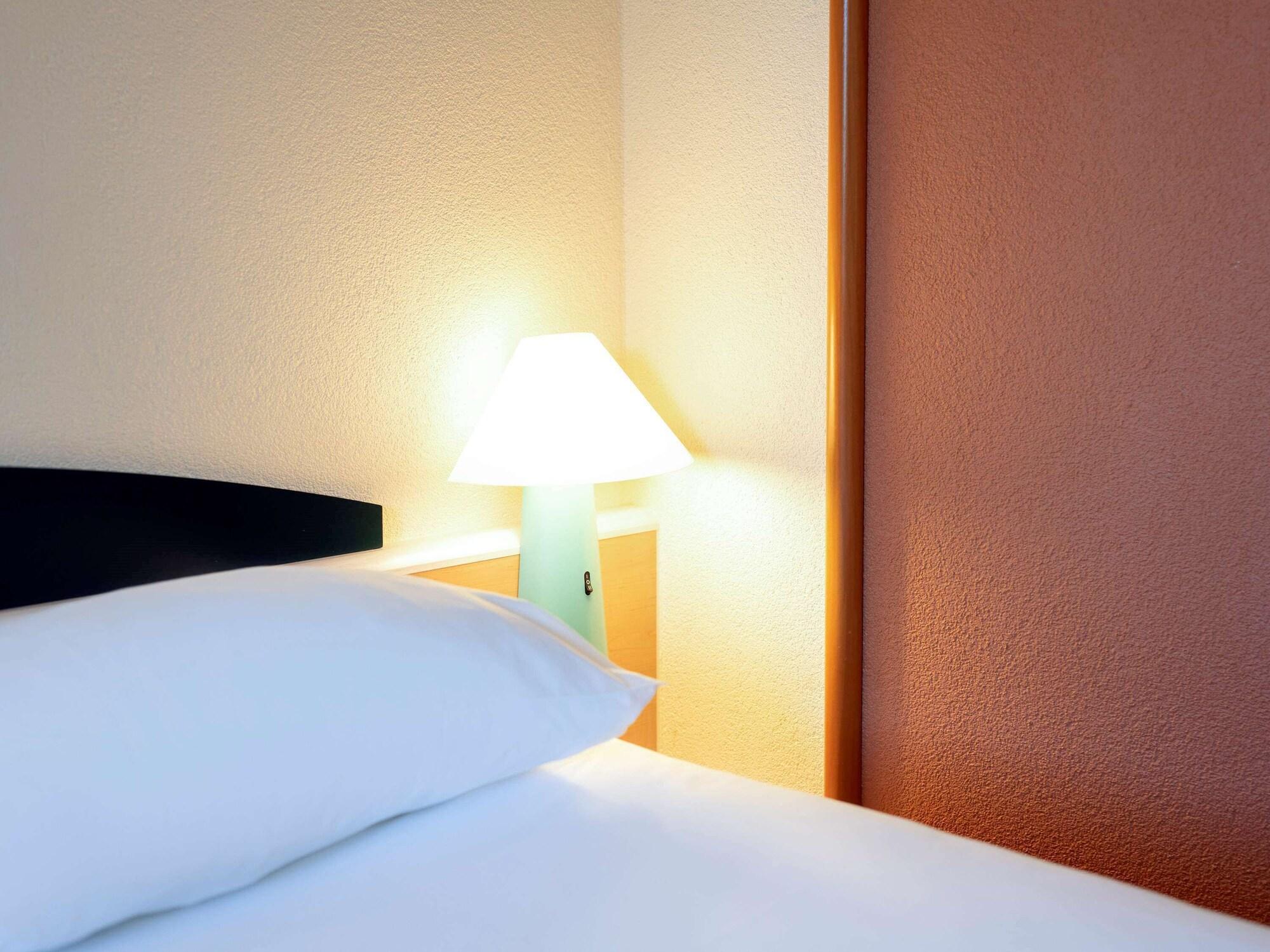 Ibis Fribourg Hotel Екстериор снимка