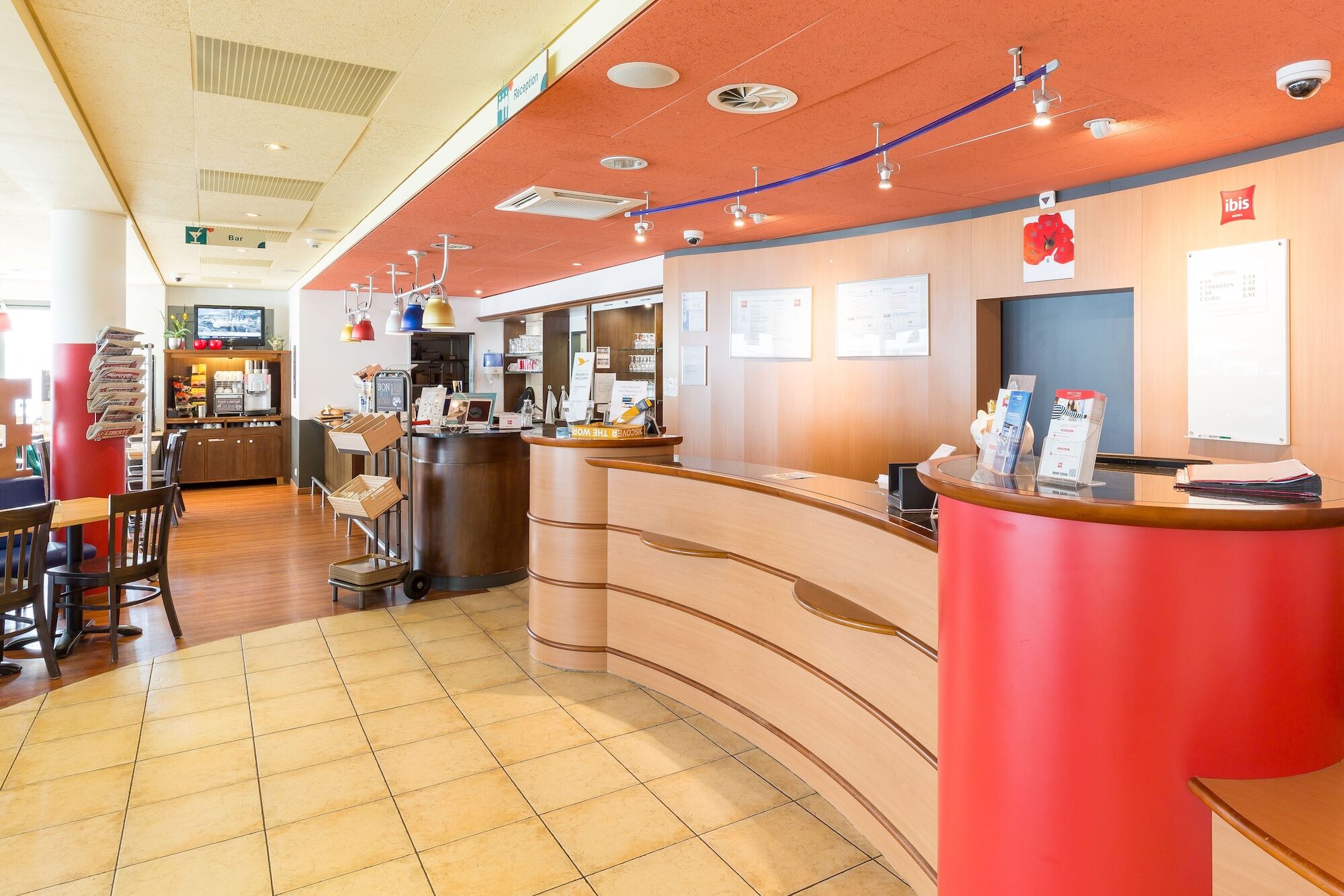 Ibis Fribourg Hotel Екстериор снимка